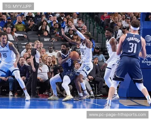 独行侠霍利迪的防守反击：绝妙传球点燃队友成就全场