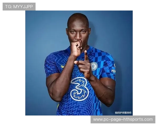 卢卡库护球回做:制造关键一击,比利时前场协同完美