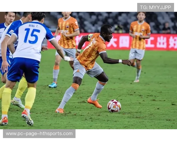 巨龙球场攻势不断